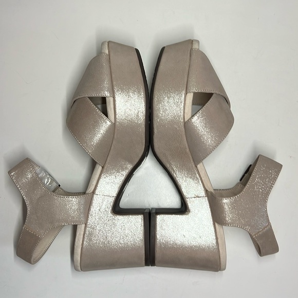 Chocolat Blu Ginny Chunky Heel Sandals Champagne Women’s Size US 8.5 - Picture 10 of 16